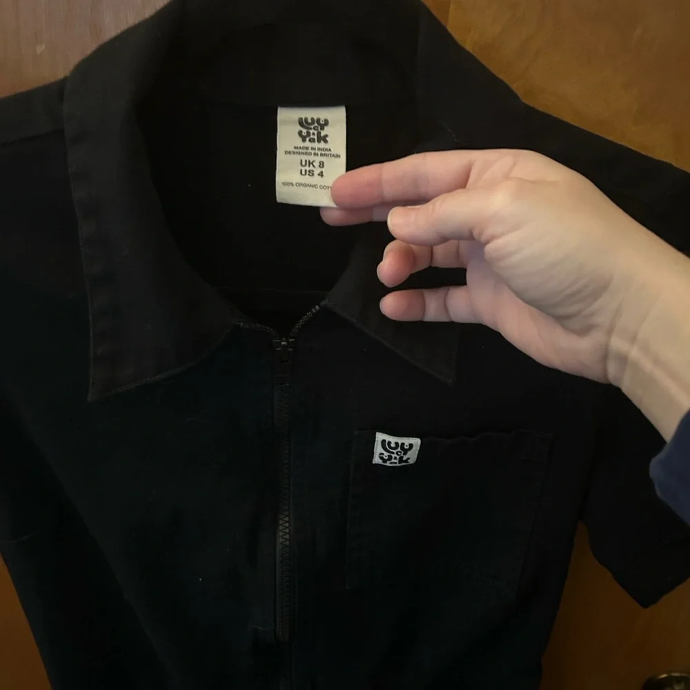 Lucy & Yak Black Short-Sleeve Zip Jumpsuit - Picture 5 of 6